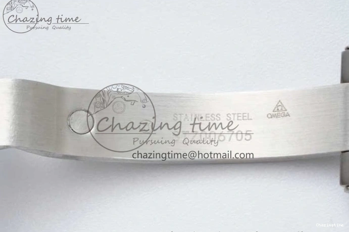 0403 Speedmaster Racing Master SS HKF Best Edition Black White Dial on SS Bracelet A Upgraded 7807